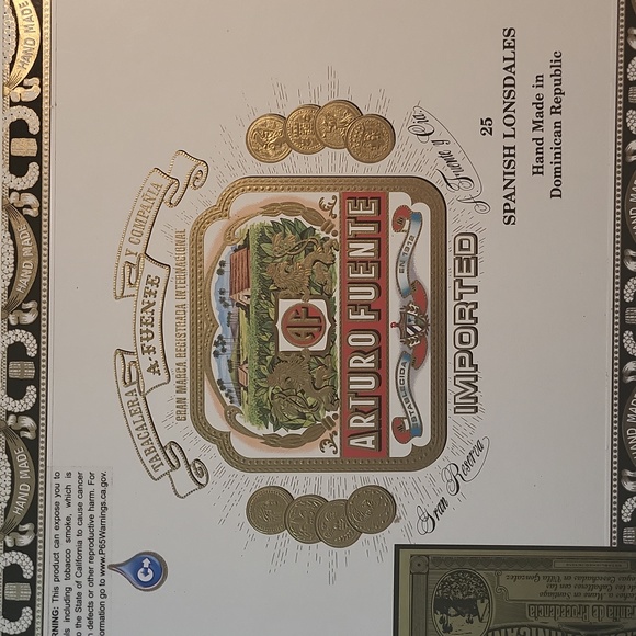 Pre-owned Empty Arturo Fuente Cigar Boxes (2) - Picture 5 of 16